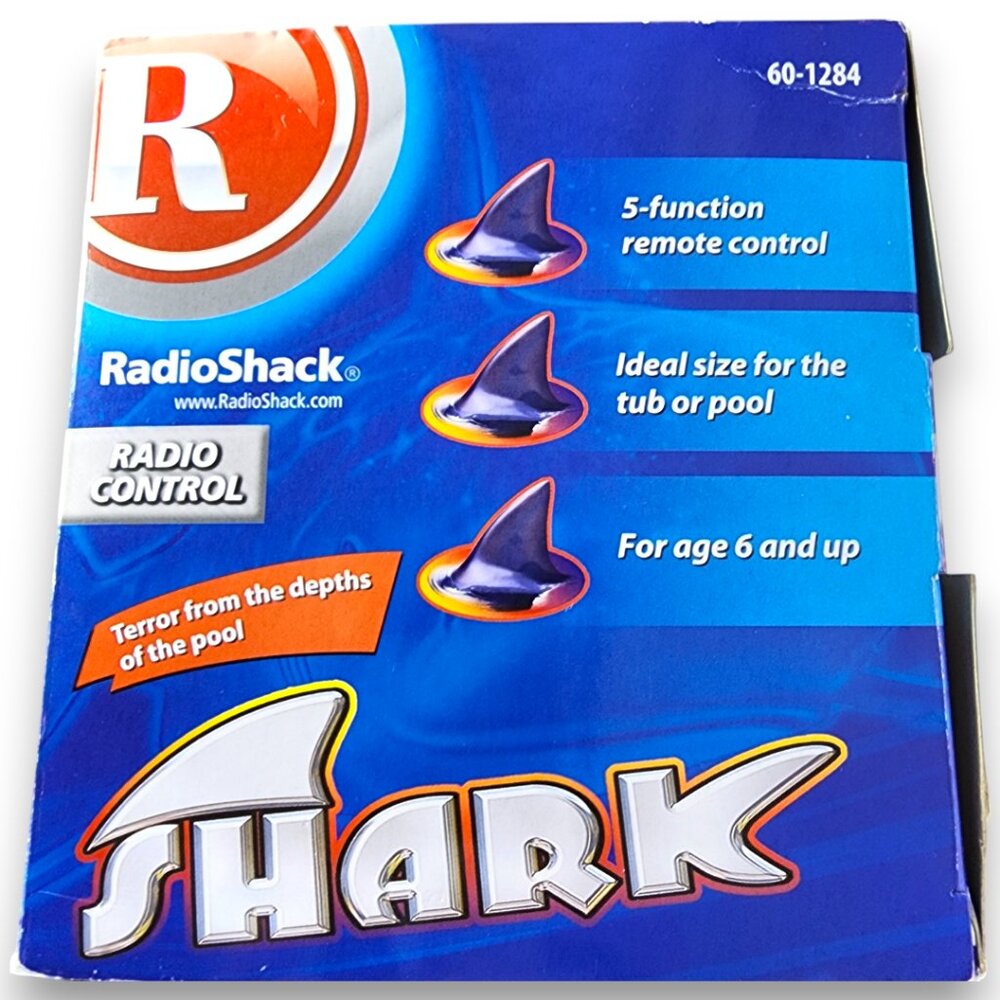 RADIO SHACK Radio Remote Control Shark-NEW in box- Kids Toys Pool Vintage - Picture 8 of 15